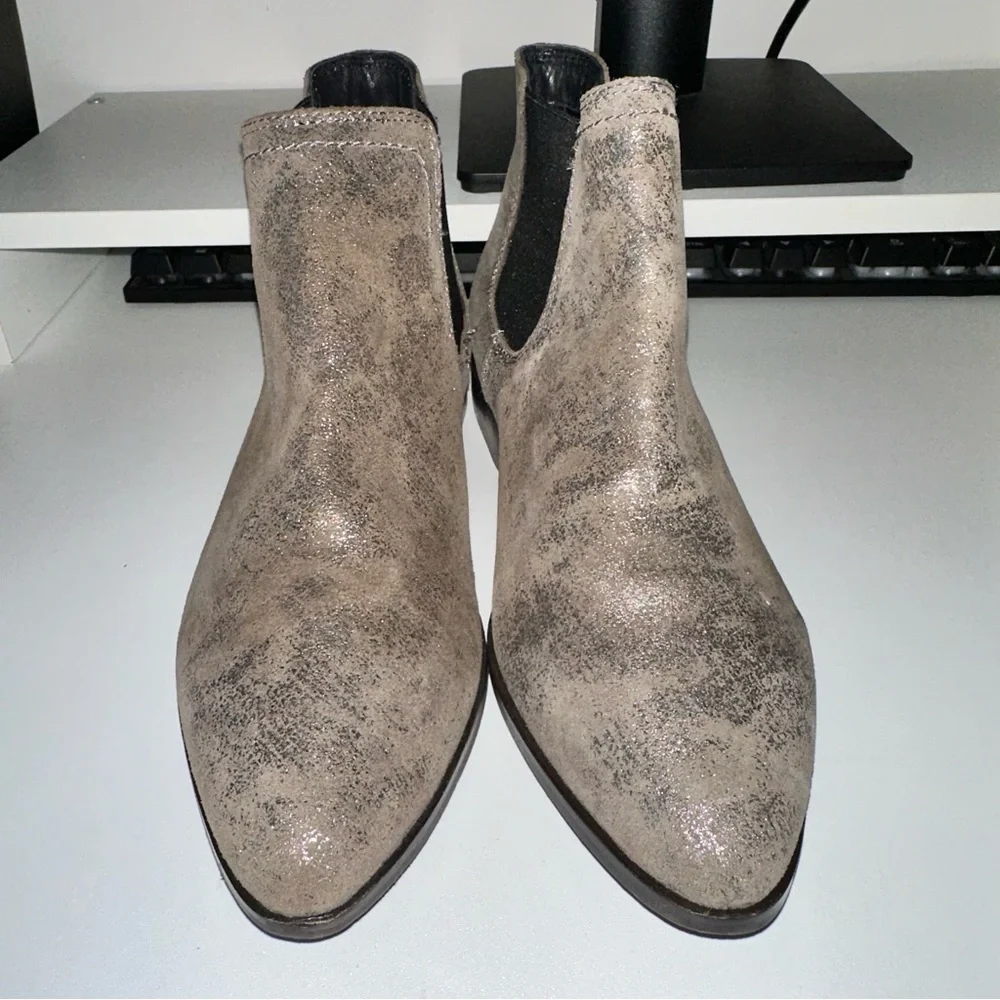 Chelsea Crew Black Label Dapper Shimmer Slip On Boots | Size 38